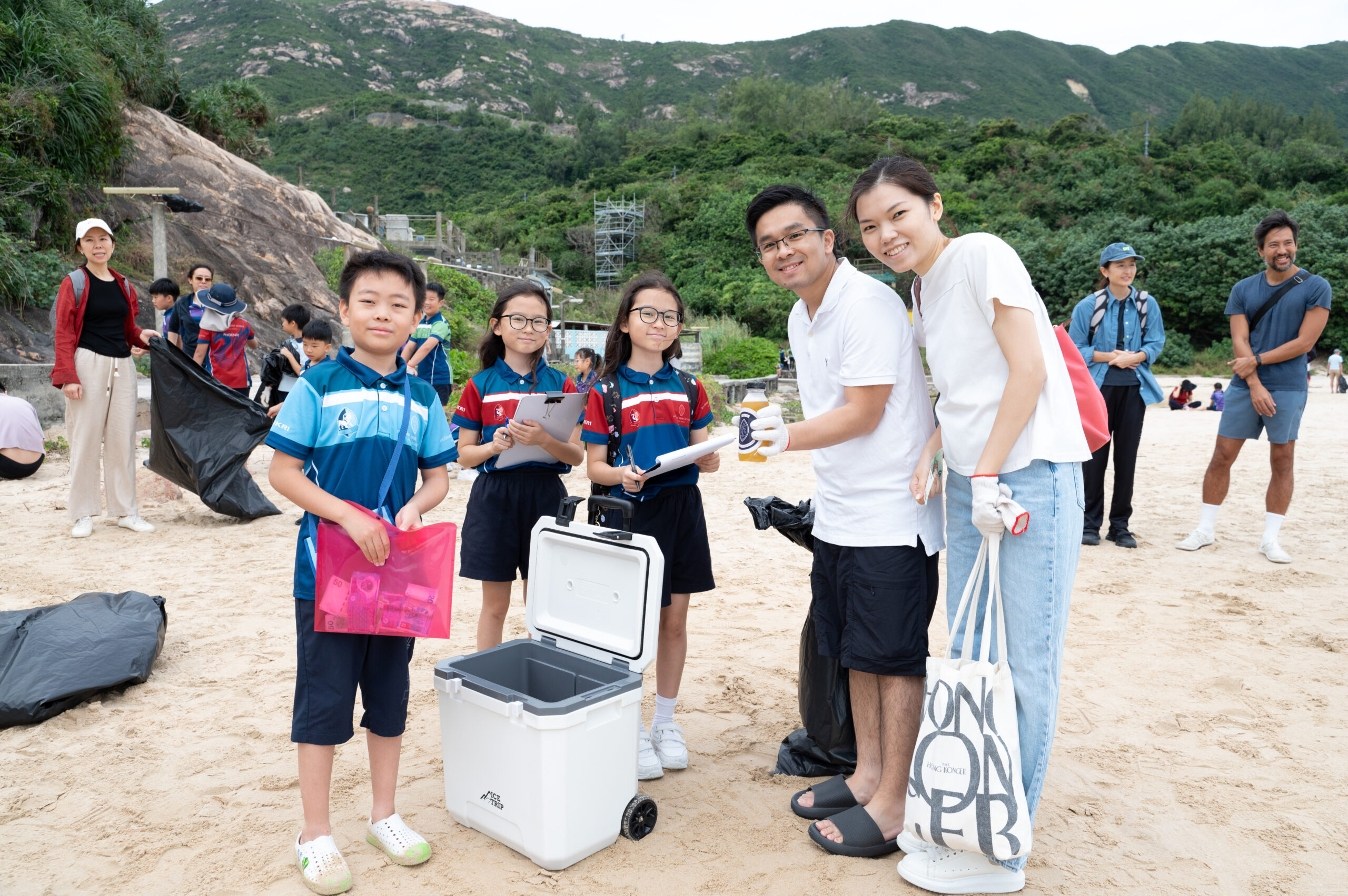 Wycombe Abbey Hong Kong Community Event Nov 2024 Beach Cleaning Day