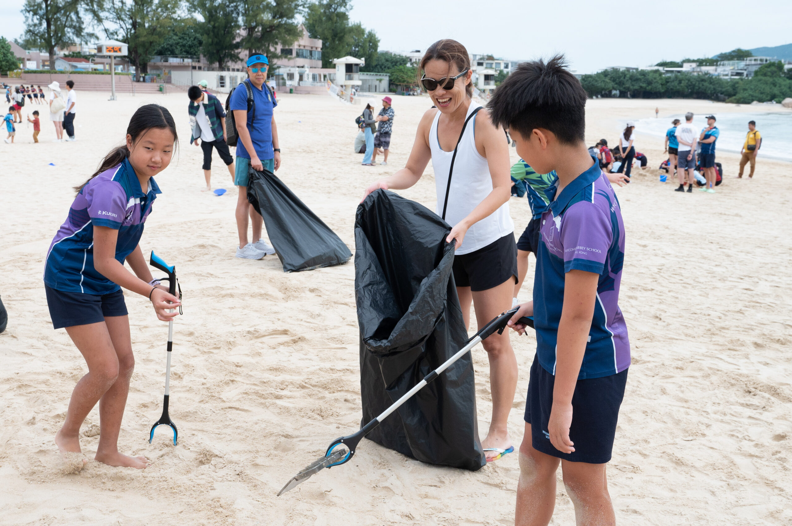 Wycombe Abbey Hong Kong Community Event Nov 2024 Beach Cleaning Day